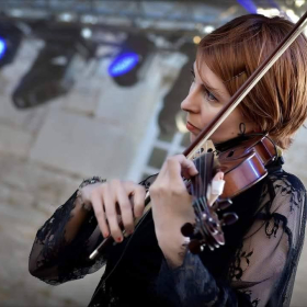 Laure-Escudier-Solo