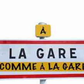 A-La-Gare-Comme-A-La-Gare
