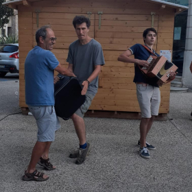 Collectif-Danse-Folk-En-Nord-Ardeche