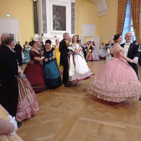 Danses-Historiques-De-L-Orleanais