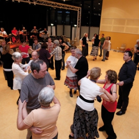 Bal_Folk_et_Chants_au_profit_de_Bouche_et_Coeur