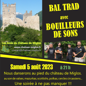 Bal_Trad_avec_Bouilleurs_de_Sons_au_chateau_de_Miglos
