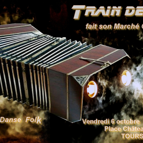 Train_de_nuit_place_de_Chateauneuf_a_Tours