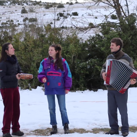 Bal_Folk_avec_La_Cagette_aux_Loulous