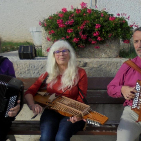 Bal_folk_mensuel_de_la_Gigouillette
