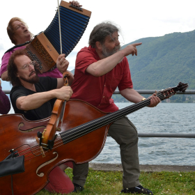Bal_folk_et_stage
