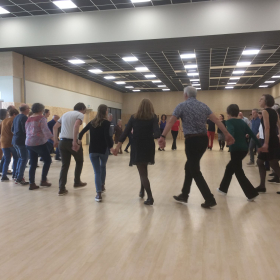 Venez_vous_initier_aux_danses_bretonnes_cet_ete_a_Rennes